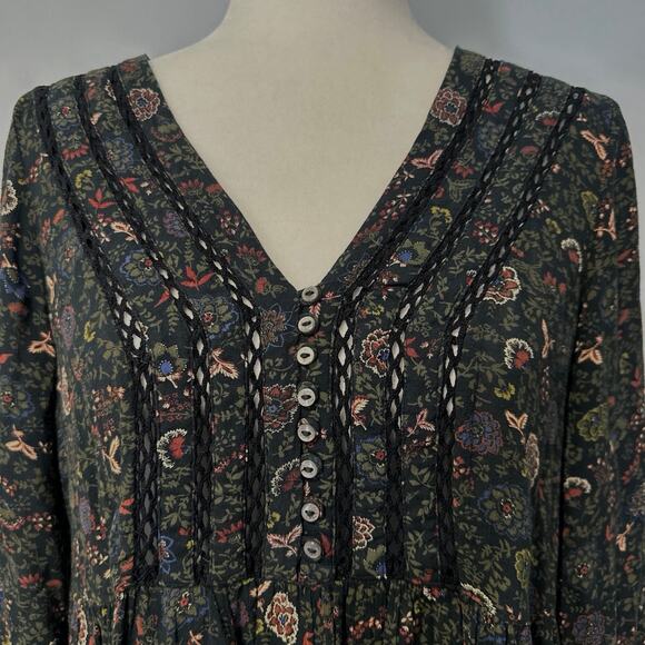 American Eagle Floral Top Women's Size Medium - Picture 2 of 8